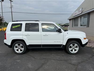 2014 Jeep Patriot Latitude FWD   - Photo 5 - Escanaba, MI 49829