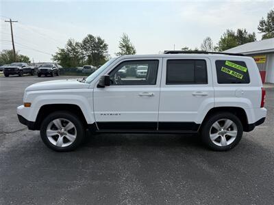 2014 Jeep Patriot Latitude FWD   - Photo 4 - Escanaba, MI 49829