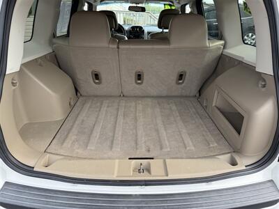 2014 Jeep Patriot Latitude FWD   - Photo 7 - Escanaba, MI 49829