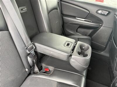 2016 Dodge Journey Crossroad Plus   - Photo 29 - Escanaba, MI 49829