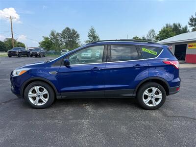 2016 Ford Escape SE FWD   - Photo 2 - Escanaba, MI 49829