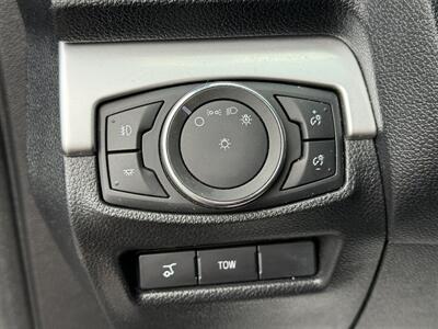 2017 Ford Explorer XLT AWD   - Photo 12 - Escanaba, MI 49829