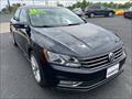 2016 Volkswagen Passat SEL Premium FWD   - Photo 5 - Escanaba, MI 49829