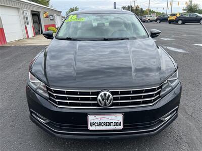 2016 Volkswagen Passat SEL Premium FWD   - Photo 3 - Escanaba, MI 49829