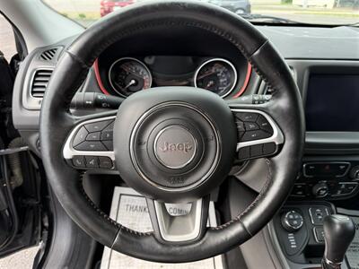 2017 Jeep Compass Trailhawk   - Photo 12 - Escanaba, MI 49829