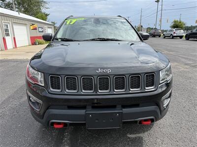 2017 Jeep Compass Trailhawk   - Photo 2 - Escanaba, MI 49829