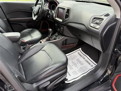 2017 Jeep Compass Trailhawk   - Photo 21 - Escanaba, MI 49829