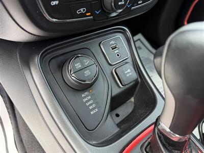 2017 Jeep Compass Trailhawk   - Photo 16 - Escanaba, MI 49829