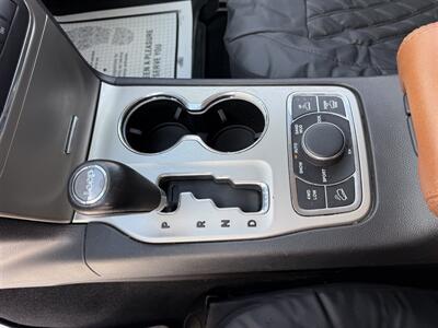 2012 Jeep Grand Cherokee Overland   - Photo 21 - Negaunee, MI 49866