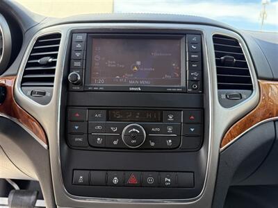 2012 Jeep Grand Cherokee Overland   - Photo 19 - Negaunee, MI 49866