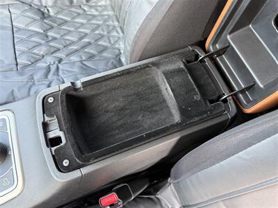 2012 Jeep Grand Cherokee Overland   - Photo 22 - Negaunee, MI 49866