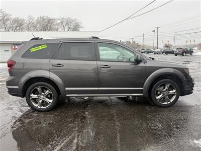 2016 Dodge Journey Crossroad Plus   - Photo 5 - Negaunee, MI 49866