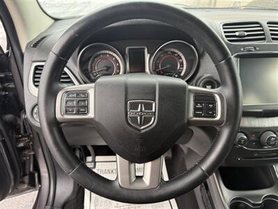 2016 Dodge Journey Crossroad Plus   - Photo 12 - Negaunee, MI 49866