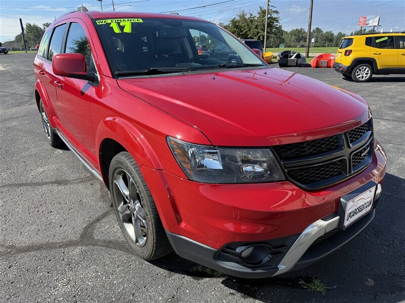 2017 Dodge Journey Crossroad AWD - Photo 1 - Escanaba, MI 49829