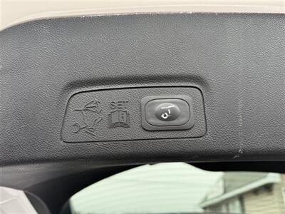 2016 Lincoln MKC Select - Photo 9 - Escanaba, MI 49829