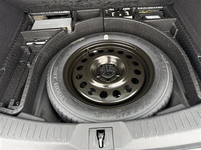 2016 Lincoln MKC Select - Photo 10 - Escanaba, MI 49829