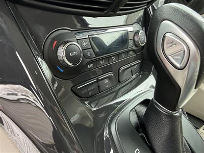2014 Ford Escape Titanium AWD   - Photo 14 - Escanaba, MI 49829