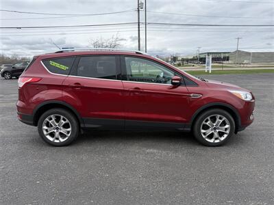 2014 Ford Escape Titanium AWD   - Photo 5 - Escanaba, MI 49829