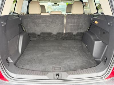 2014 Ford Escape Titanium AWD   - Photo 8 - Escanaba, MI 49829