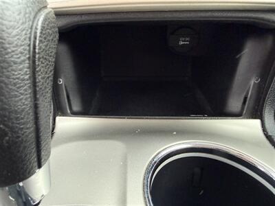 2011 Jeep Grand Cherokee Laredo   - Photo 12 - Escanaba, MI 49829