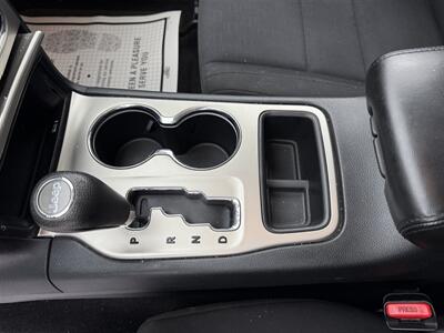 2011 Jeep Grand Cherokee Laredo   - Photo 13 - Escanaba, MI 49829