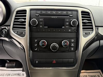 2011 Jeep Grand Cherokee Laredo   - Photo 11 - Escanaba, MI 49829