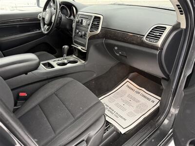 2011 Jeep Grand Cherokee Laredo   - Photo 17 - Escanaba, MI 49829