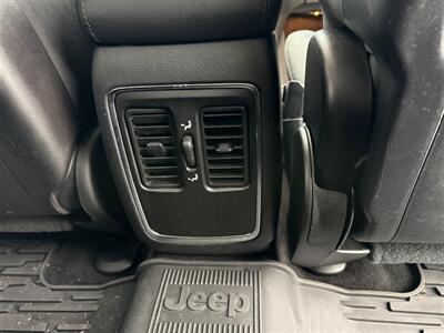 2011 Jeep Grand Cherokee Laredo   - Photo 19 - Escanaba, MI 49829