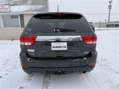 2011 Jeep Grand Cherokee Laredo   - Photo 6 - Escanaba, MI 49829