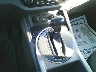 2011 Kia Sportage EX ALL WHEEL DRIVE - Photo 16 - Negaunee, MI 49866