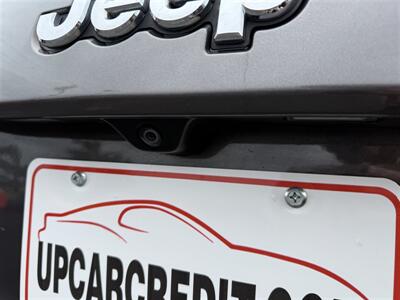 2014 Jeep Grand Cherokee Overland   - Photo 7 - Escanaba, MI 49829