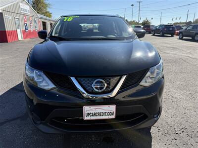 2018 Nissan Rogue Sport S AWD   - Photo 2 - Escanaba, MI 49829