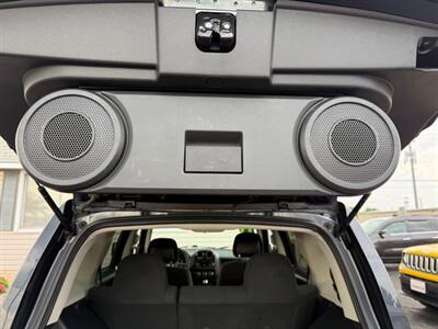 2014 Jeep Patriot Latitude 4x4   - Photo 8 - Escanaba, MI 49829