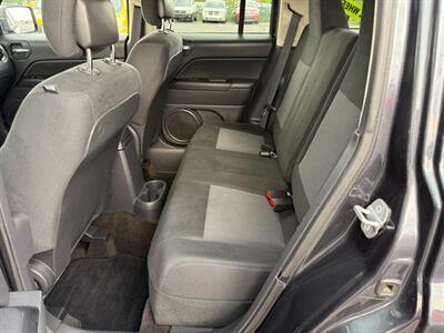 2014 Jeep Patriot Latitude 4x4   - Photo 20 - Escanaba, MI 49829