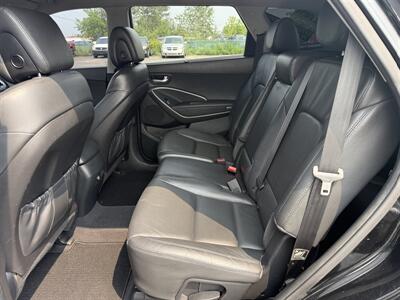 2016 Hyundai SANTA FE SE - Photo 27 - Escanaba, MI 49829