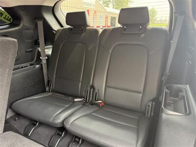 2016 Hyundai SANTA FE SE - Photo 29 - Escanaba, MI 49829