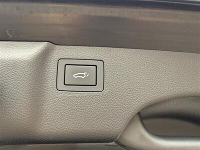 2016 Hyundai SANTA FE SE - Photo 12 - Escanaba, MI 49829