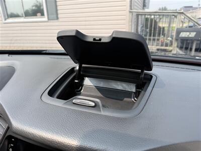2016 Hyundai SANTA FE SE - Photo 24 - Escanaba, MI 49829