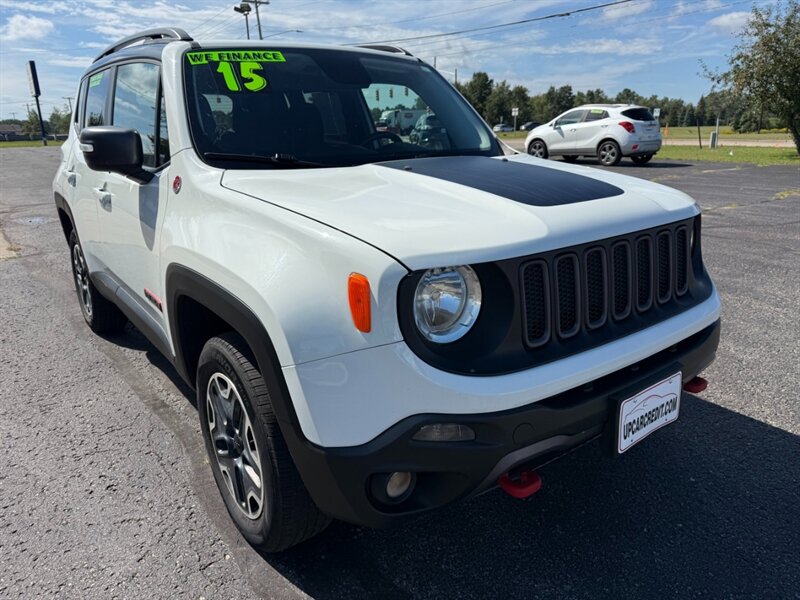 2015 Jeep Renegade Trailhawk   - Photo 1 - Escanaba, MI 49829