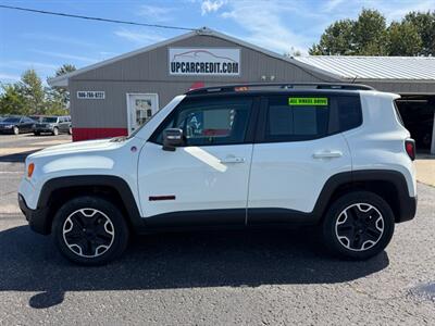 2015 Jeep Renegade Trailhawk   - Photo 4 - Escanaba, MI 49829