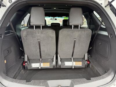 2015 Ford Explorer XLT   - Photo 7 - Negaunee, MI 49866