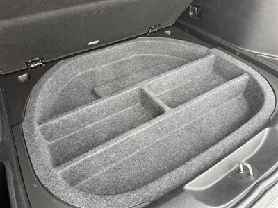2014 Jeep Cherokee Latitude 4x4   - Photo 8 - Escanaba, MI 49829