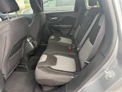 2014 Jeep Cherokee Latitude 4x4   - Photo 20 - Escanaba, MI 49829