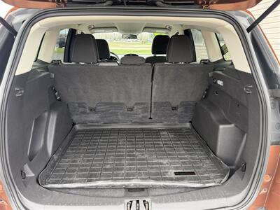 2017 Ford Escape SE   - Photo 8 - Negaunee, MI 49866
