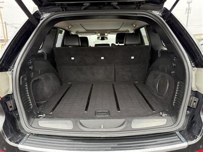 2011 Jeep Grand Cherokee Limited 4x4   - Photo 8 - Escanaba, MI 49829
