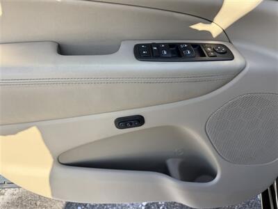 2014 Jeep Grand Cherokee Overland - Photo 11 - Escanaba, MI 49829