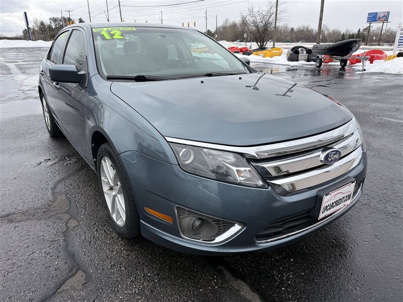 2012 Ford Fusion SEL AWD   - Photo 1 - Escanaba, MI 49829