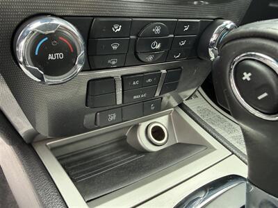 2012 Ford Fusion SEL AWD   - Photo 13 - Escanaba, MI 49829