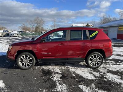 2012 Jeep Compass Sport   - Photo 2 - Escanaba, MI 49829