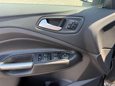 2017 Ford Escape Titanium   - Photo 13 - Escanaba, MI 49829